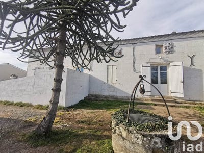 /international/fr/saint-martin-de-laye-aquitaine-310108044376/