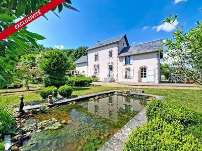 /international/fr/faye-l-abbesse-charente-310108459683/