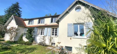 /international/fr/thomery-ile-de-france-310107295383/