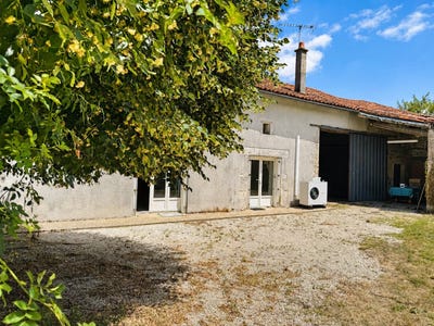 /international/fr/salles-de-villefagnan-charente-310108862382/?lang=fr
