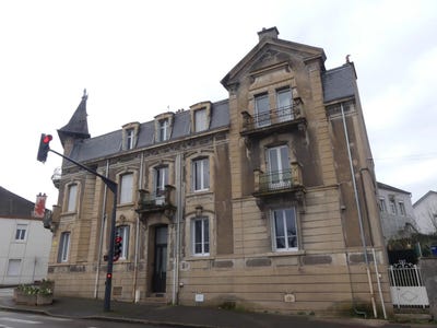 /international/fr/le-creusot-burgundy-310106942931/