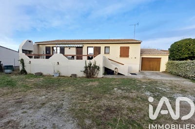 /international/fr/villeveyrac-languedoc-roussillon-310103664066/