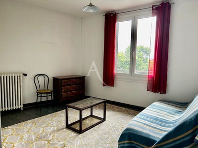 /international/fr/clermont-ferrand-auvergne-310104472032/