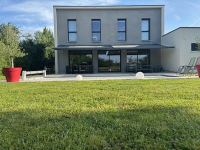 /international/fr/artannes-sur-indre-centre-val-de-loire-310098794748/