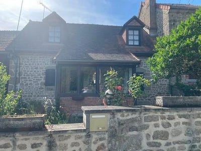 /international/fr/saint-medard-la-rochette-limousin-310108459622/