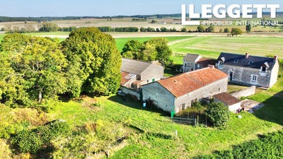 /international/fr/saint-gervais-les-trois-clochers-charente-310102639367/