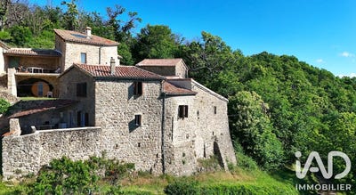 /international/fr/chazeaux-languedoc-roussillon-310109044255/