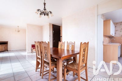 /international/fr/bron-rhone-310106388217/