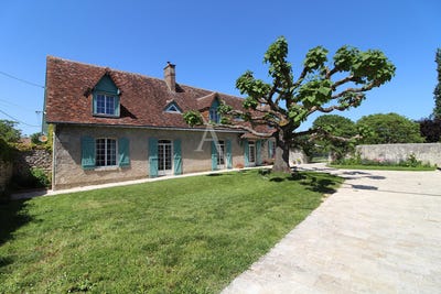 /international/fr/blois-centre-val-de-loire-310108320620/