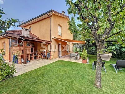 /international/fr/prevessin-moens-rhone-310100671521/