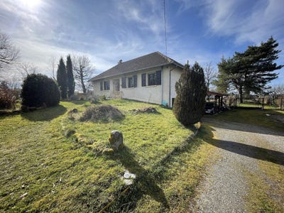 /international/fr/saint-paul-des-landes-auvergne-310109021027/