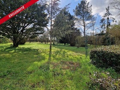 /international/fr/allonnes-pays-de-la-loire-310105821716/