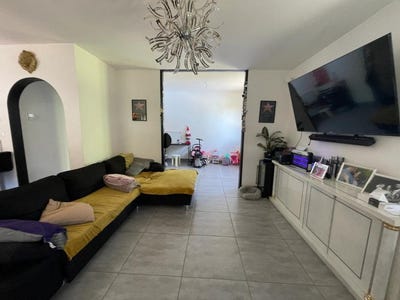 /international/fr/ales-languedoc-roussillon-310108601929/