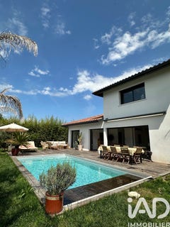 /international/fr/tosse-aquitaine-310108043492/