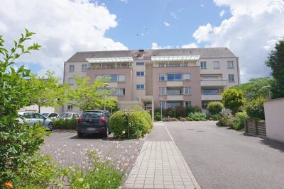 /international/fr/paray-le-monial-burgundy-310108973825/