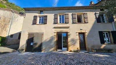/international/fr/larroque-midi-pyrenees-310107580592/