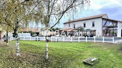 /international/fr/les-trois-moutiers-charente-310104811643/