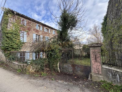 /international/fr/limoux-languedoc-roussillon-310106998590/