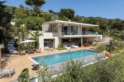 /international/fr/le-cannet-provence-alpes-cote-d-azur-310101386389/?lang=en