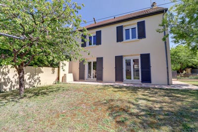 /international/fr/acheres-ile-de-france-310100887569/