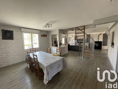 /international/fr/fougerolles-du-plessis-pays-de-la-loire-310099314949/