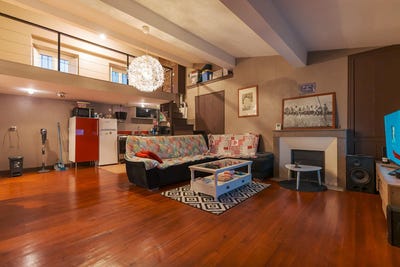 /international/fr/carcassonne-languedoc-roussillon-310099840656/