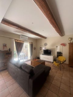 /international/fr/lespignan-languedoc-roussillon-310109021403/