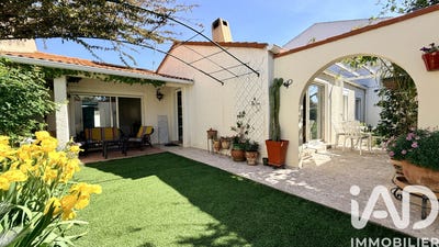 /international/fr/peyrestortes-languedoc-roussillon-310107421404/