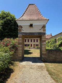 /international/fr/labastide-d-armagnac-aquitaine-310101077563/?lang=en