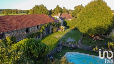 /international/fr/chalais-centre-val-de-loire-310106079687/