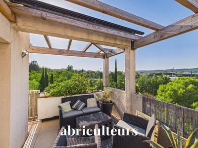 /international/fr/aix-en-provence-provence-alpes-cote-d-azur-310108701514/