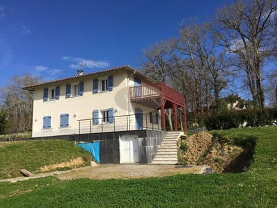 /international/fr/sauveterre-de-bearn-aquitaine-310100493313/