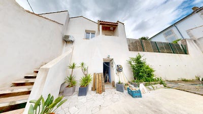 /international/fr/ouveillan-languedoc-roussillon-310108870393/
