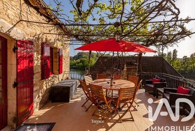 /international/fr/la-roque-gageac-aquitaine-310106918211/