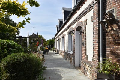 /international/fr/parville-upper-normandy-310098878333/?lang=en