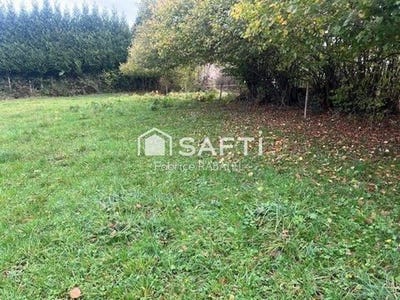 /international/fr/bromont-lamothe-auvergne-310106292891/