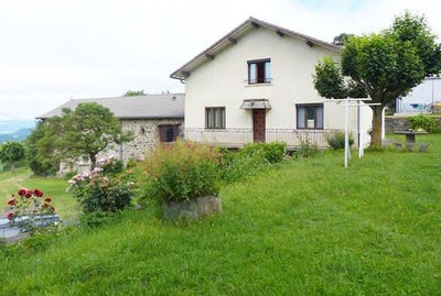 /international/fr/saint-hostien-auvergne-310101228178/