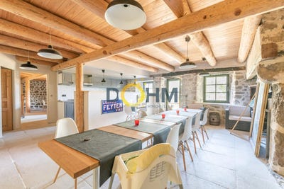 /international/fr/bellevue-la-montagne-auvergne-310100659701/