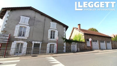 /international/fr/rochechouart-limousin-310101732136/