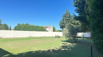 /international/fr/salon-de-provence-provence-alpes-cote-d-azur-310101445750/?lang=en