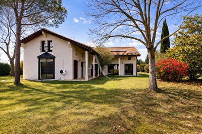 /international/fr/vigoulet-auzil-midi-pyrenees-310107009018/