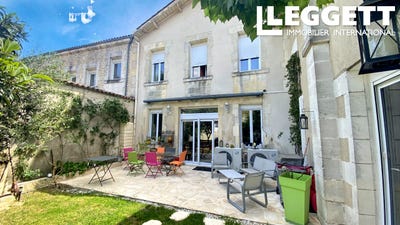 /international/fr/cognac-charente-310103006349/
