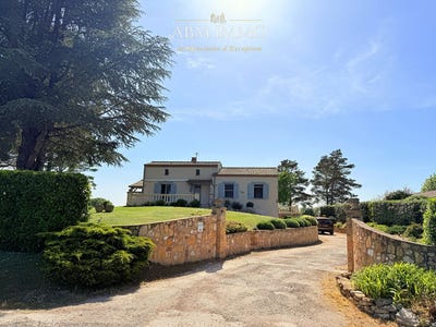 /international/fr/molieres-aquitaine-310108317409/