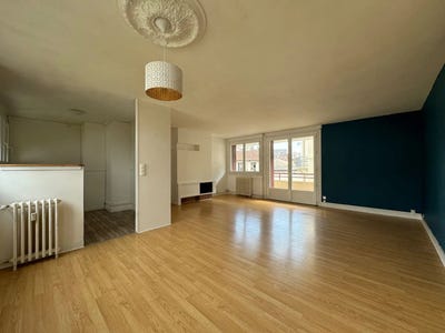 /international/fr/perigueux-aquitaine-310097273811/