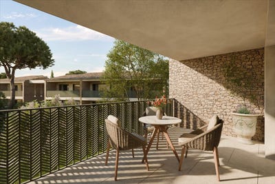 /international/fr/uzes-languedoc-roussillon-310107581216/
