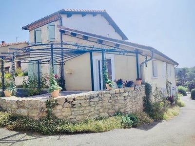 /international/fr/ordan-larroque-midi-pyrenees-310107621758/