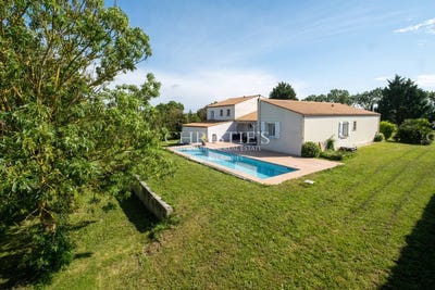 /international/fr/yves-charente-310106443220/