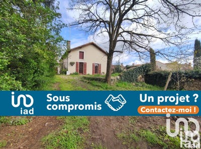/international/fr/lussac-les-chateaux-charente-310100543003/