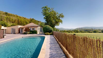 /international/fr/forcalquier-provence-alpes-cote-d-azur-310108564959/
