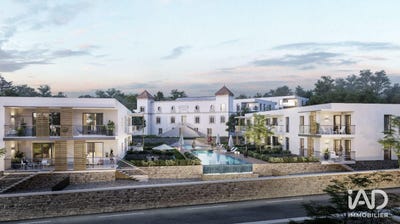/international/fr/nimes-languedoc-roussillon-310108508539/